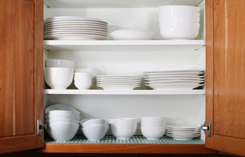Cabinet Glazing Service in Muncie, IN